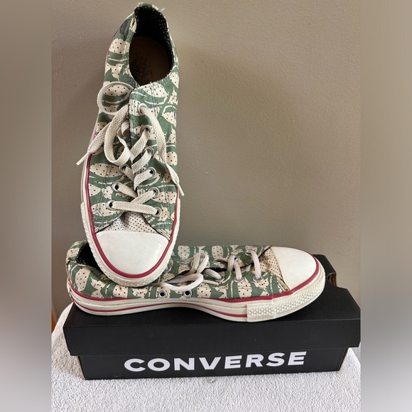 MCM Cat Converse woman’s size 9 - Picture 1 of 5